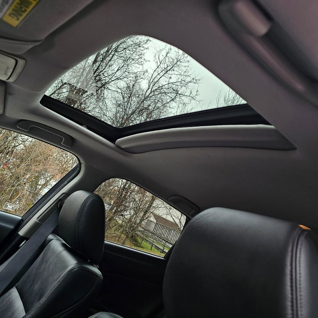 Used 2012 Honda Crosstour EX-L image 10