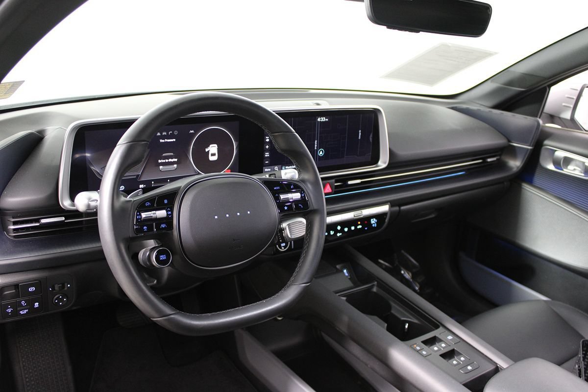 Used 2024 Hyundai Ioniq 6 SEL RWD image 7
