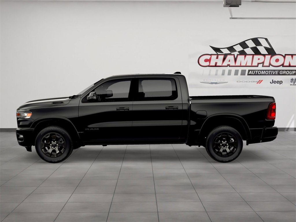 New 2026 RAM 1500 4x4 Crew Cab image 3