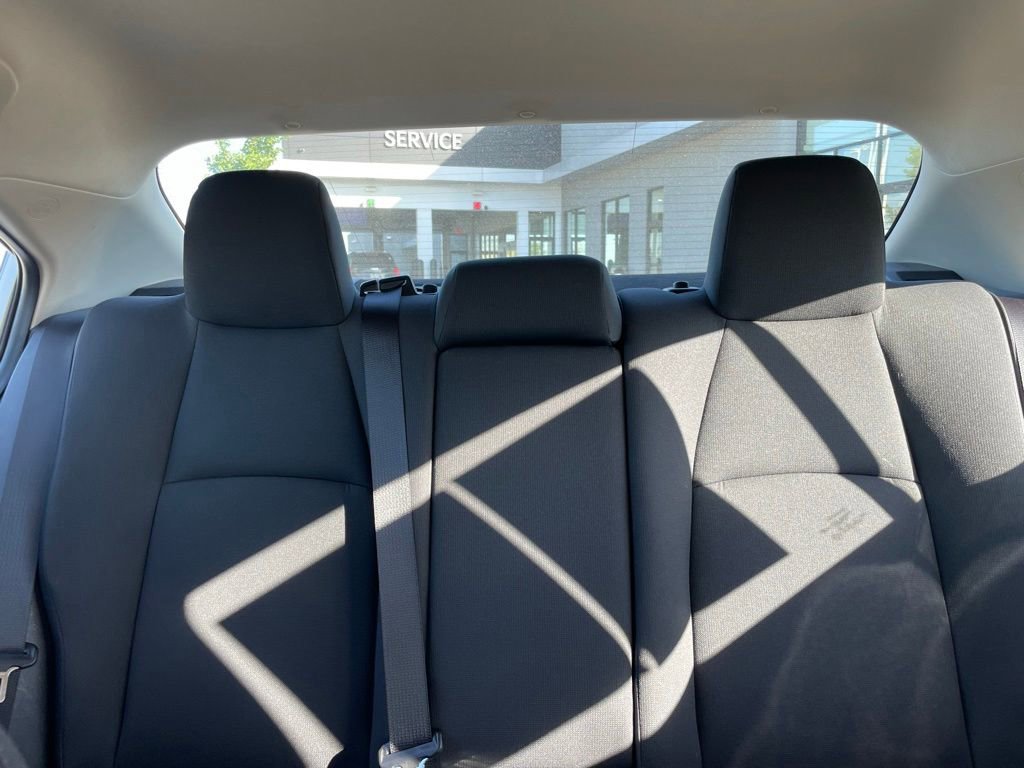Used 2022 Toyota Corolla LE FWD image 22