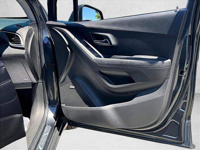Certified 2019 Chevrolet Trax Premier FWD image 19