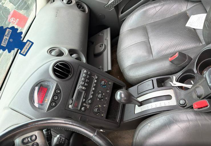Used 2004 Pontiac Grand Prix GT2 w/ Leather Trim Pkg FWD image 10