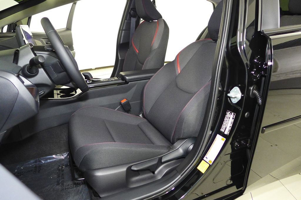 Used 2024 Toyota Prius Prime SE image 22