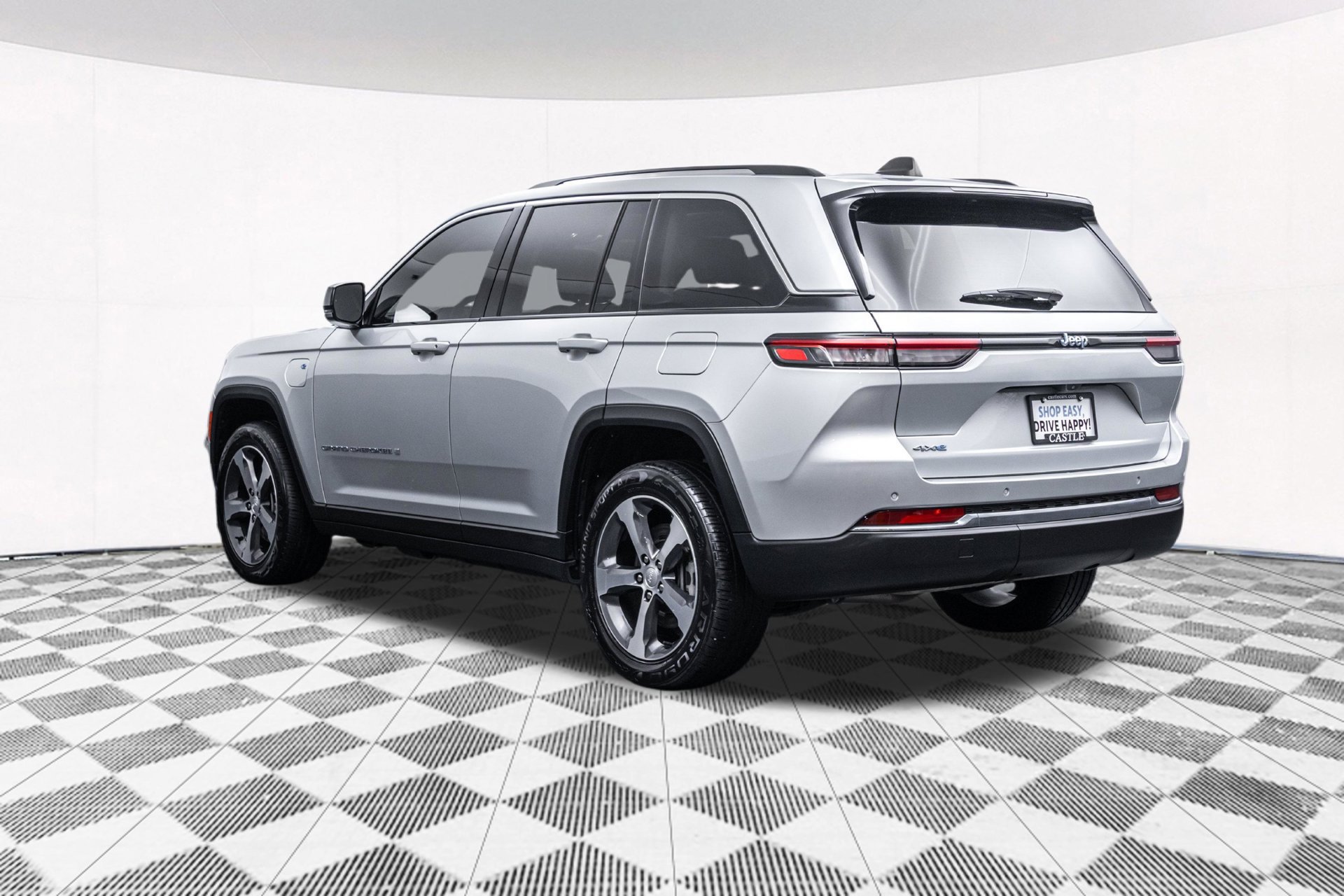 Used 2023 Jeep Grand Cherokee 4WD 4xe image 8