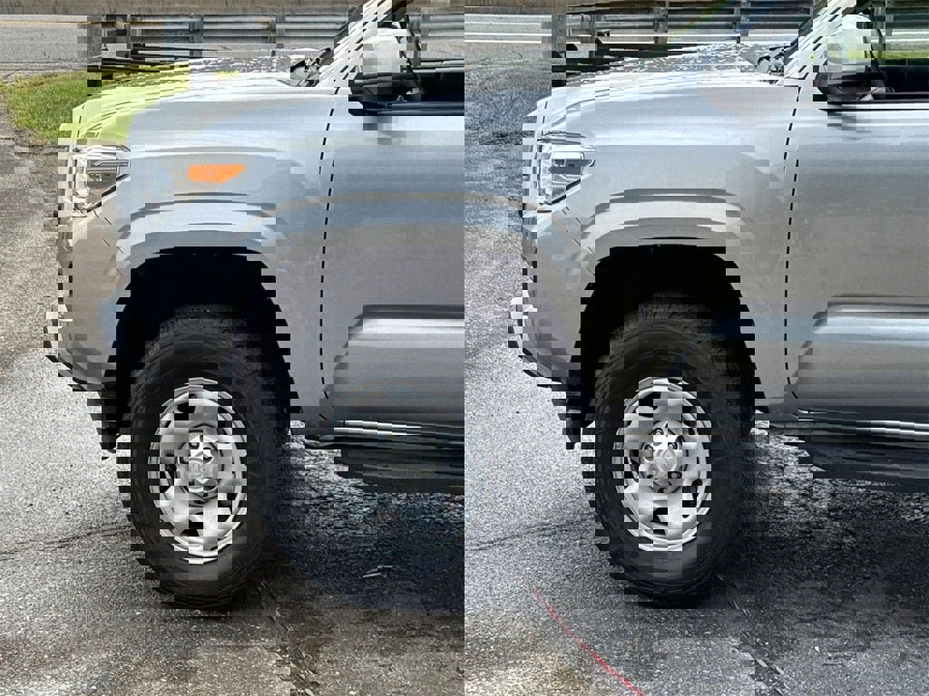 Used 2023 Toyota Tacoma SR w/ SR Convenience Package image 11