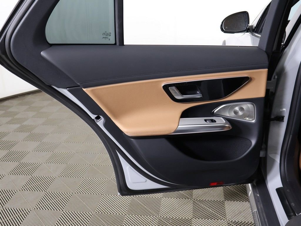 Used 2025 Mercedes-Benz E 450 4MATIC All-Terrain Wagon image 27