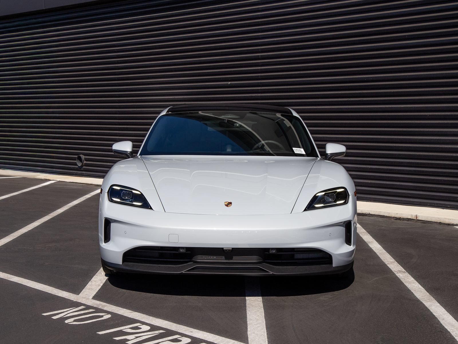 New 2026 Porsche Taycan 4S AWD/4WD image 10