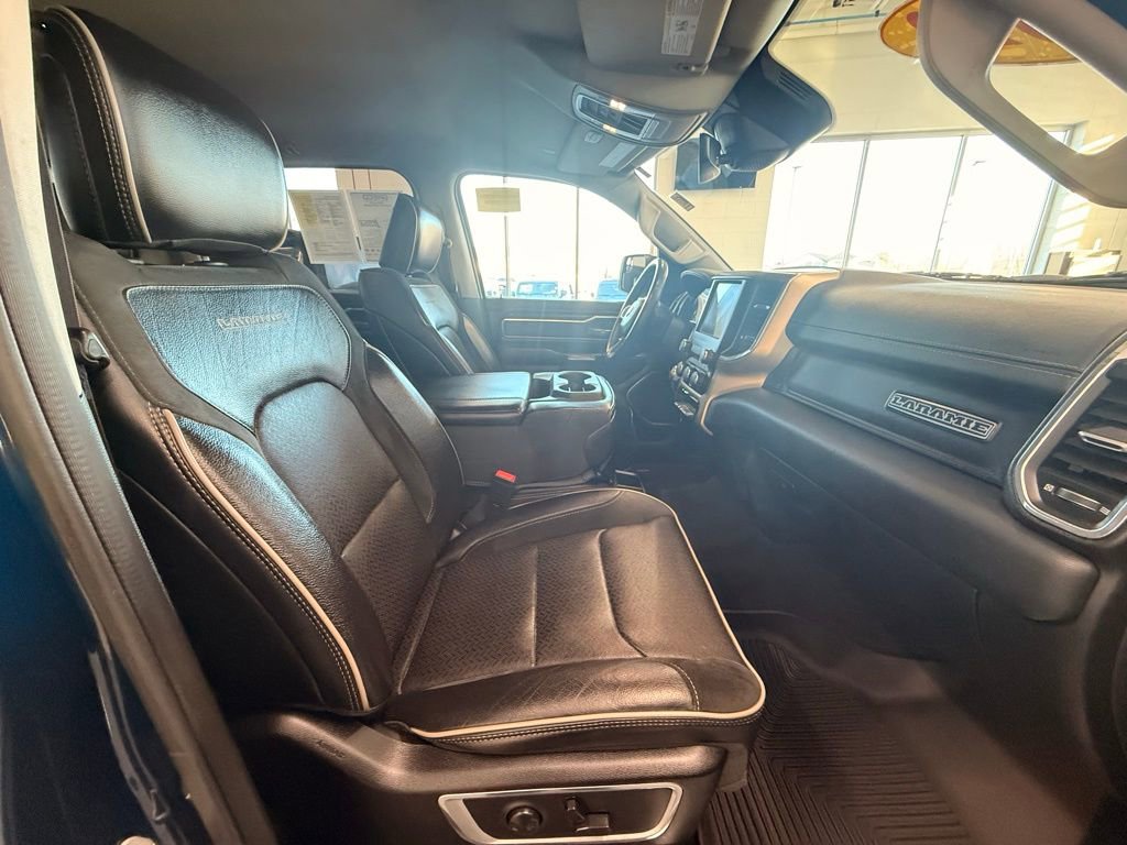 Used 2022 RAM 1500 Laramie AWD/4WD image 15