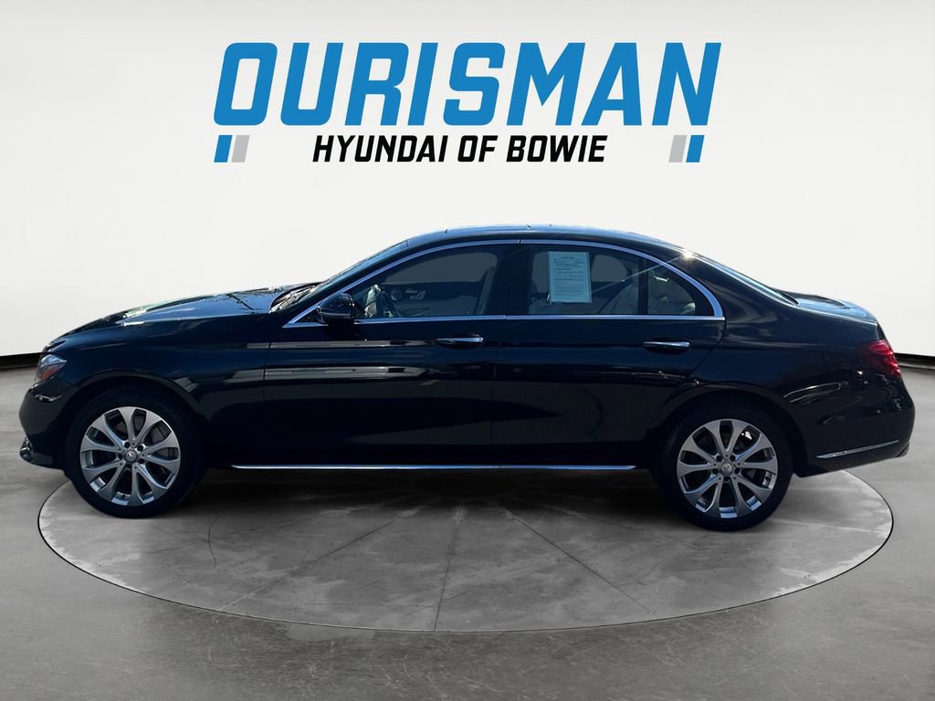 Used 2017 Mercedes-Benz E 300 4MATIC image 3