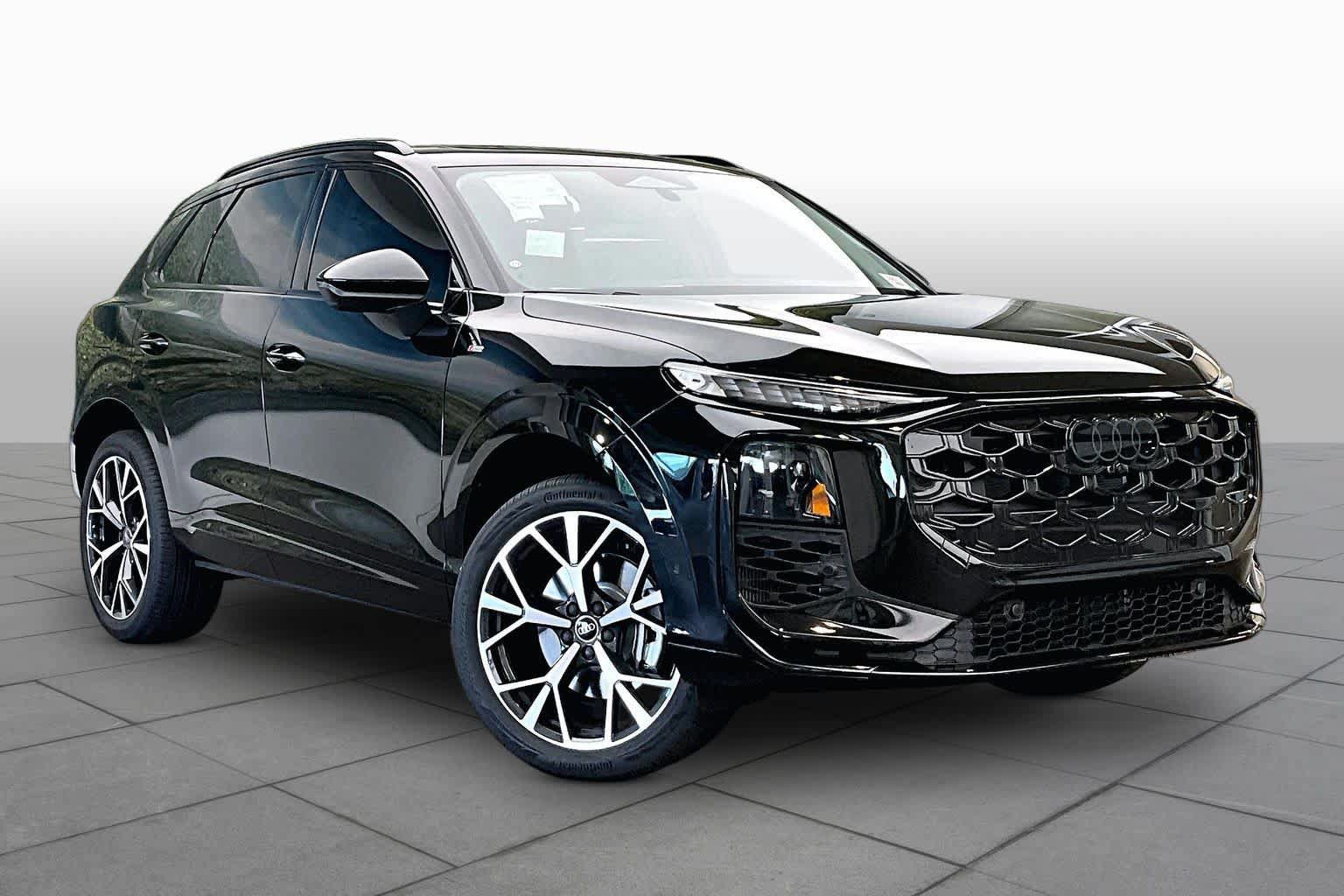New 2026 Audi Q3 quattro 2.0T AWD/4WD image 2