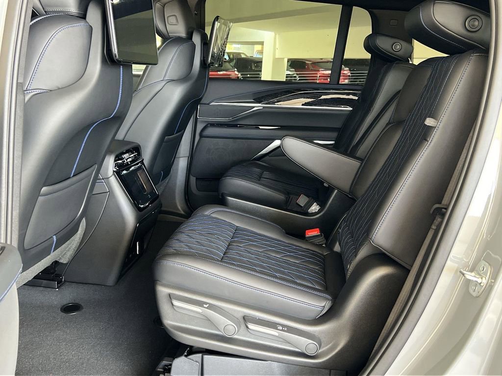 New 2026 Cadillac Escalade IQ Sport 1 image 28