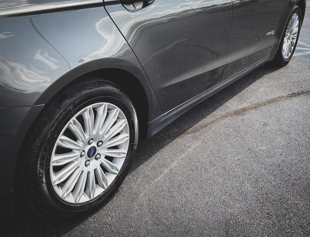 Used 2016 Ford Fusion S FWD image 25