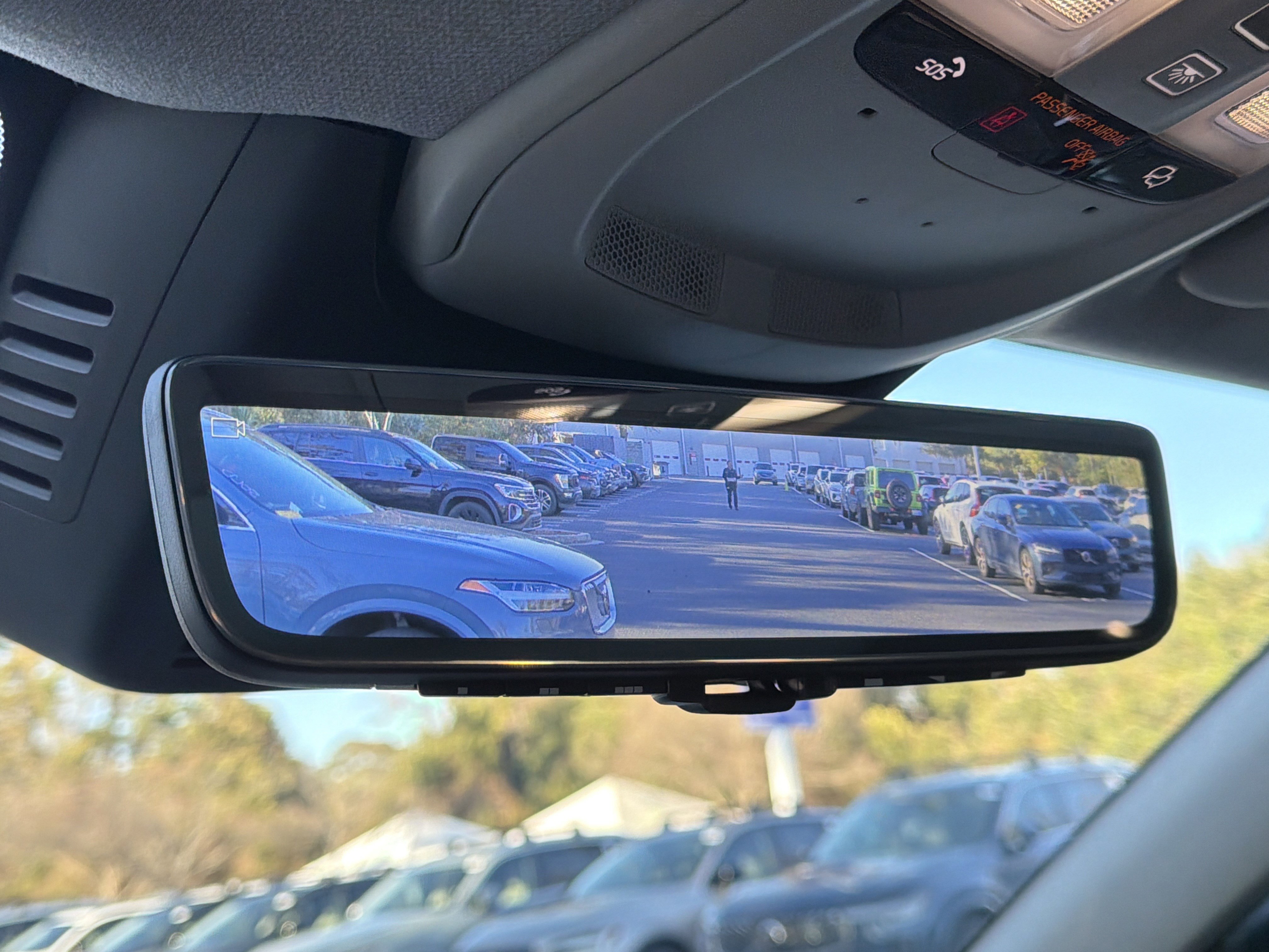 Used 2026 Volvo XC40 B5 Ultra w/ Protection Package Premier image 27