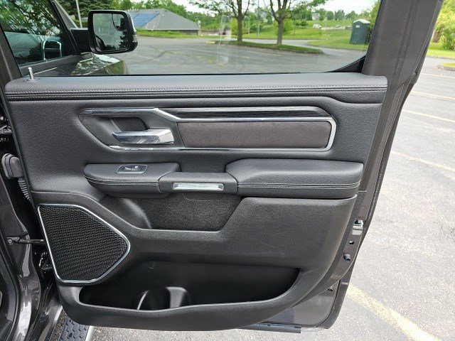 Used 2024 RAM 1500 Laramie image 17