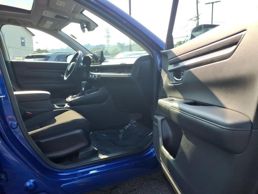 Certified 2025 Honda CR-V EX image 11