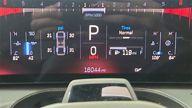 Used 2025 Cadillac CT5 V w/ Technology Package image 40