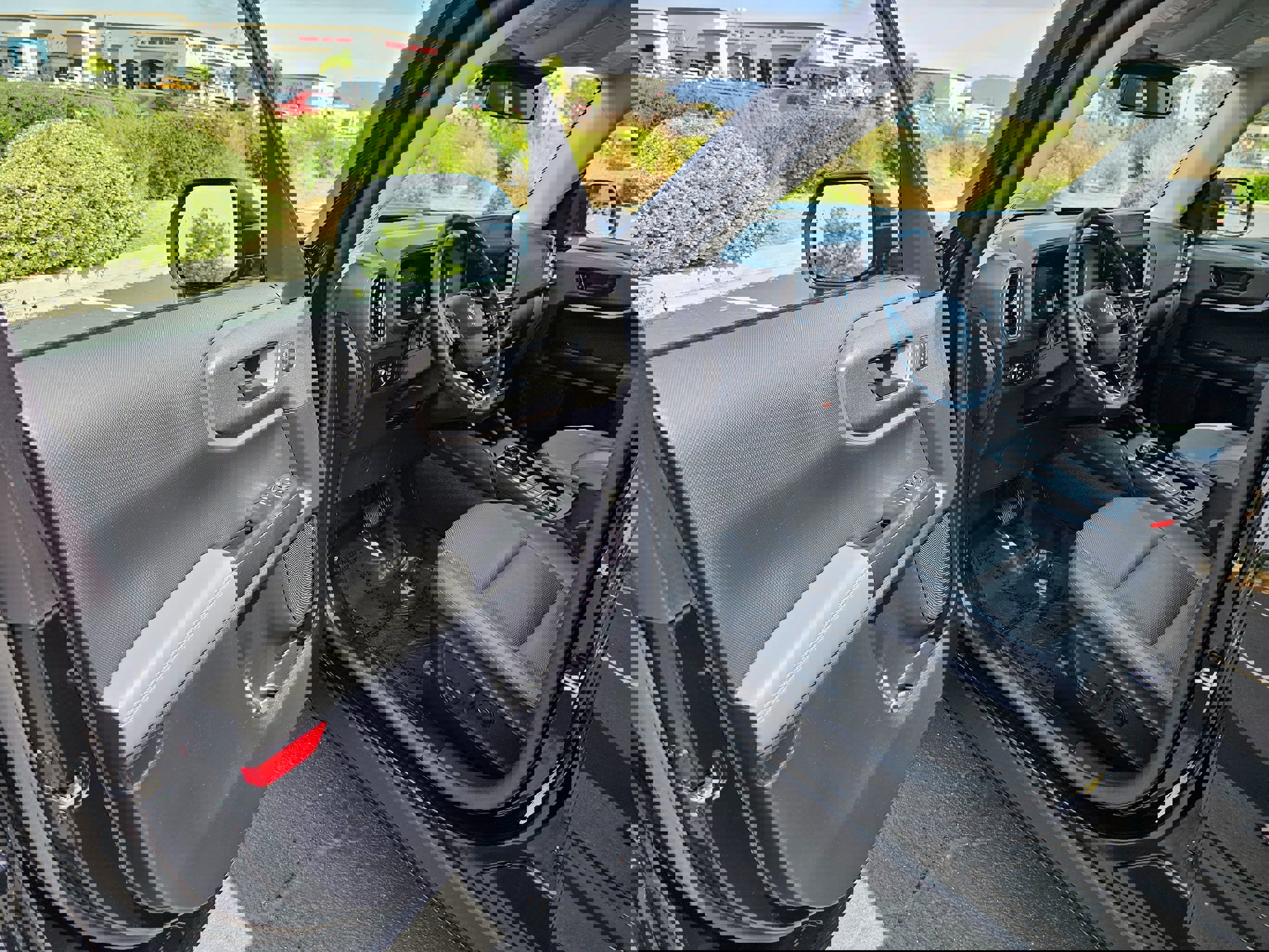 Used 2025 Ford Bronco Sport Badlands image 15