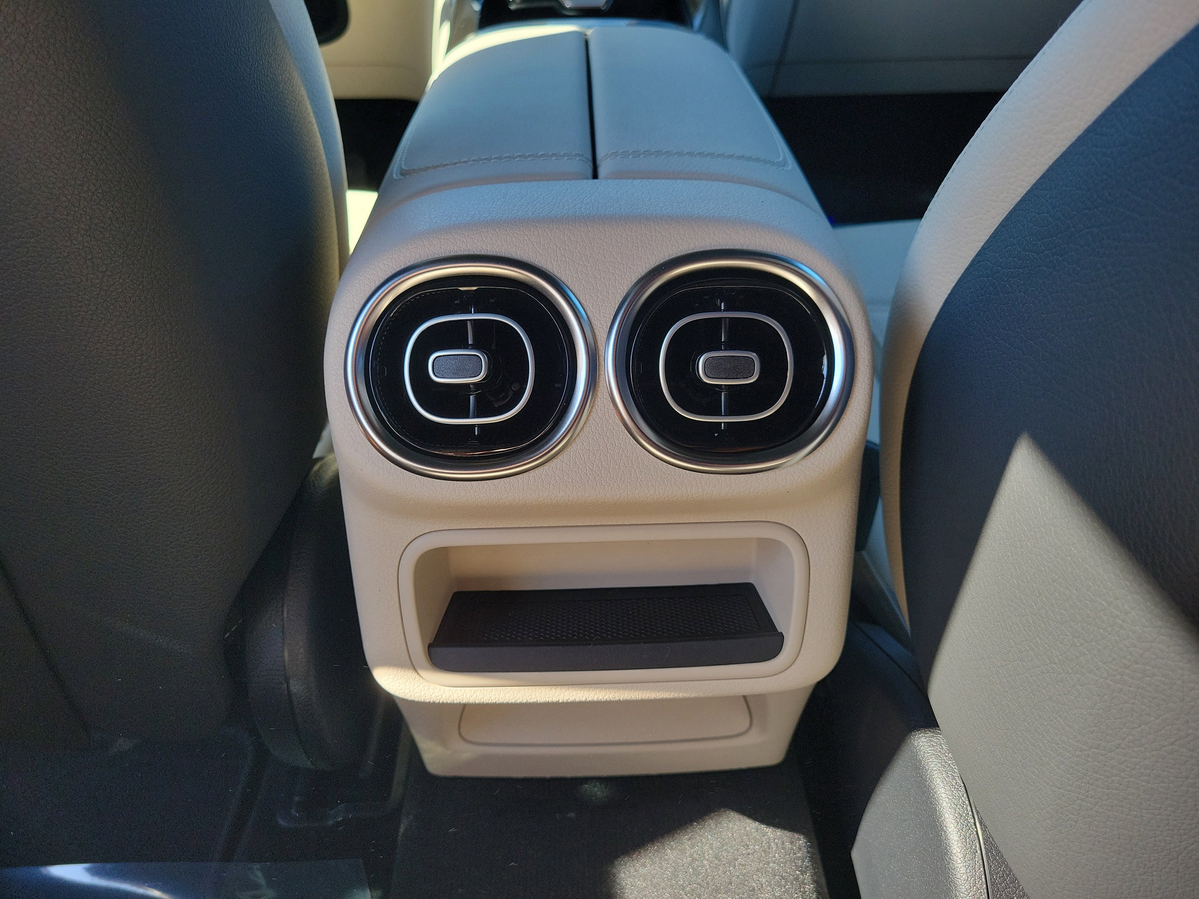 Certified 2026 Mercedes-Benz GLC 300 image 8