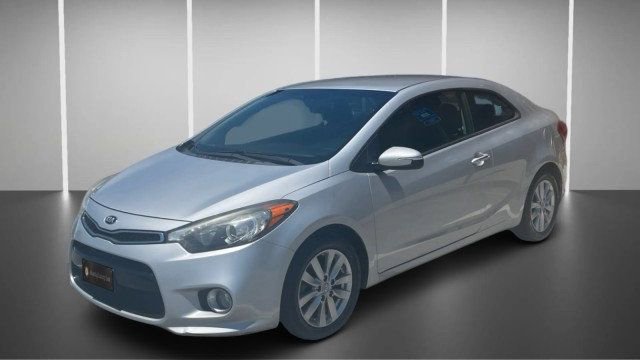 Used 2016 Kia Forte Koup EX FWD image 2