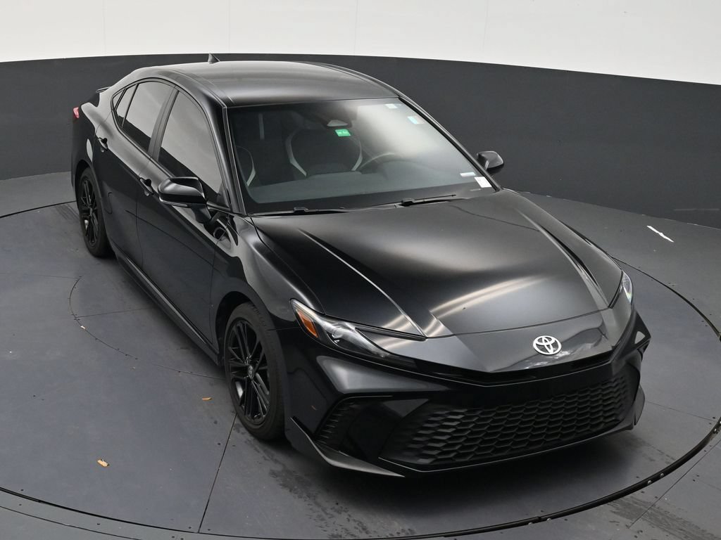 Used 2025 Toyota Camry SE FWD image 17