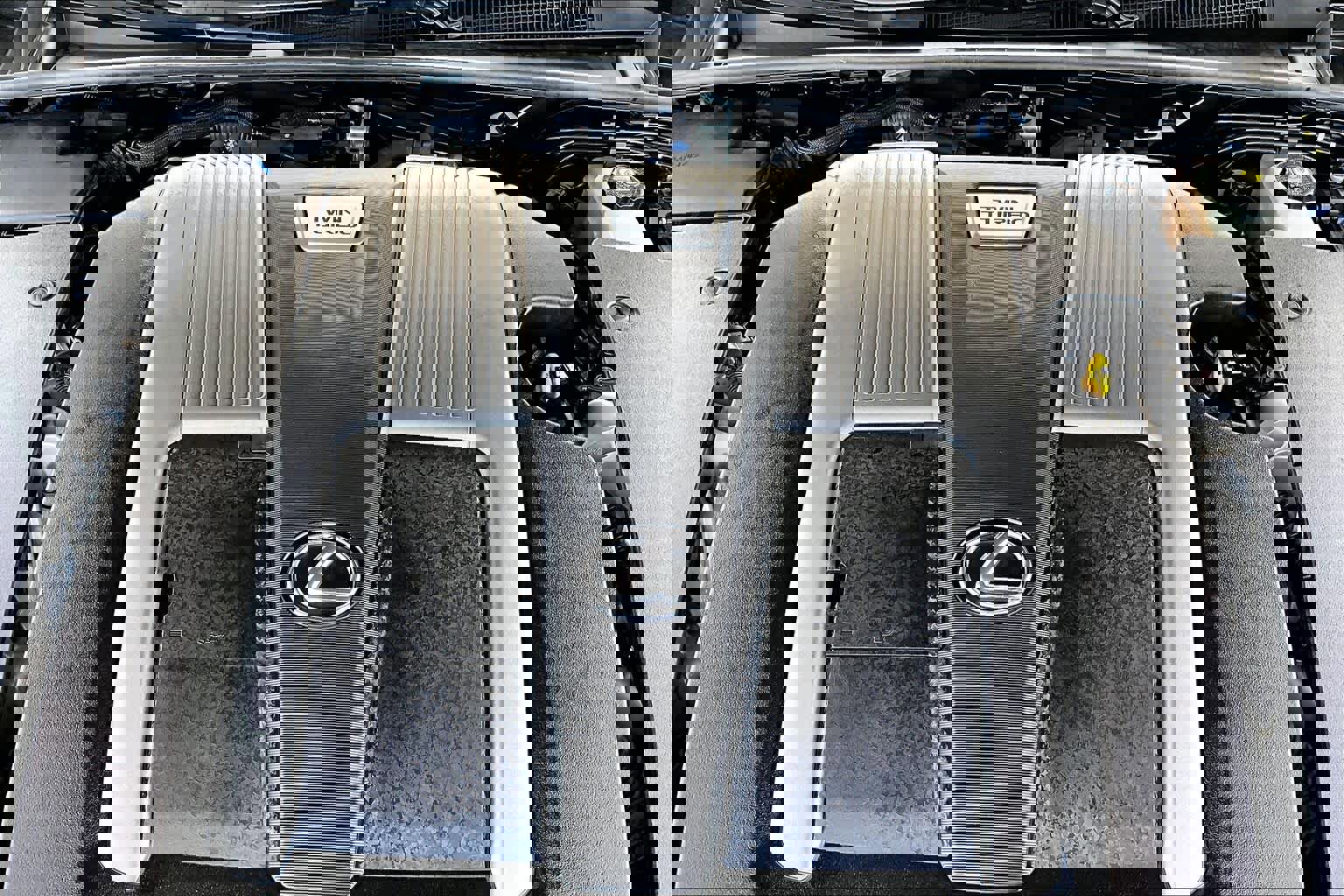 Used 2021 Lexus LS 500 w/ Interior Upgrade Package image 32