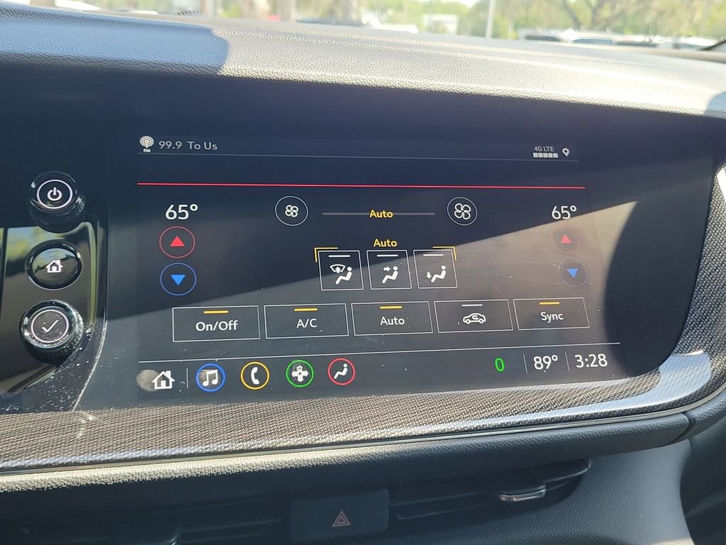 Used 2023 Buick Envision Essence w/ Sport Touring Package image 32