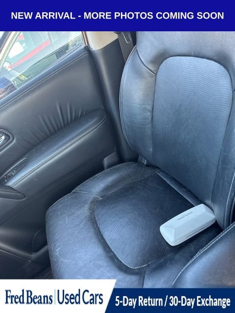 Used 2016 INFINITI QX80 Luxe w/ 22" Wheel Package image 2