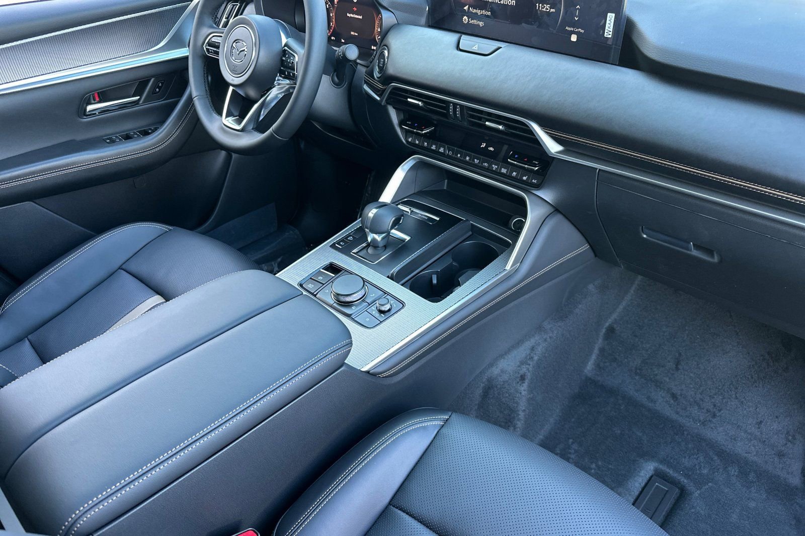 New 2026 MAZDA CX-90 3.3 Turbo w/ Premium Plus Pkg image 17