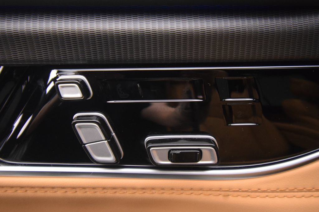 New 2026 Jeep Grand Wagoneer L Summit AWD/4WD image 34