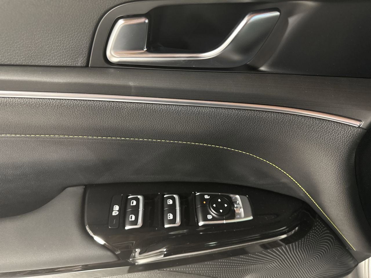 New 2026 Kia K5 GT image 17