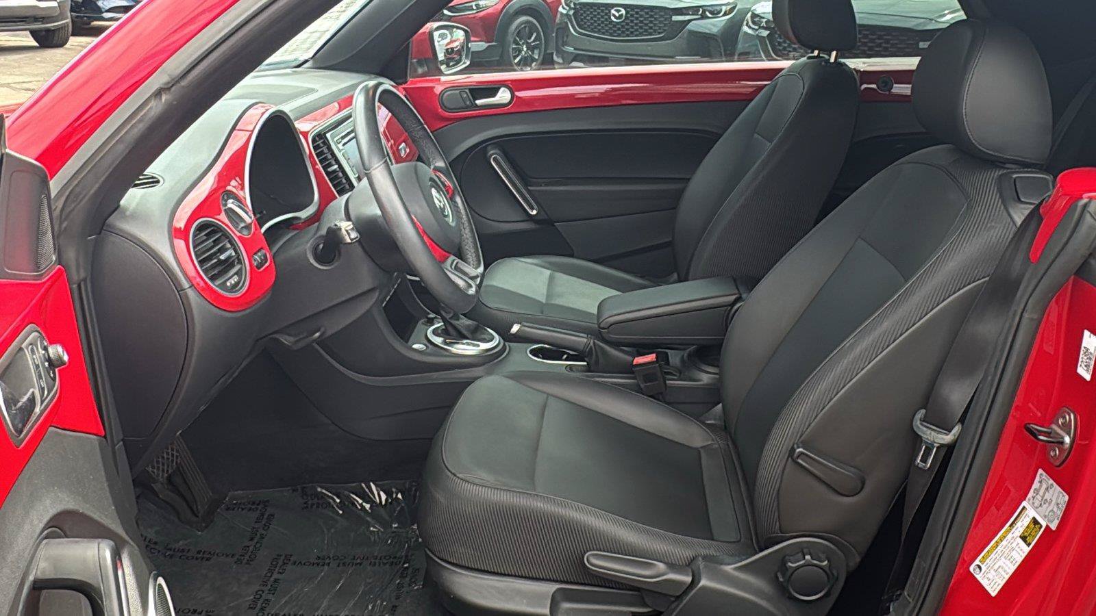 Used 2015 Volkswagen Beetle 1.8T FWD image 21