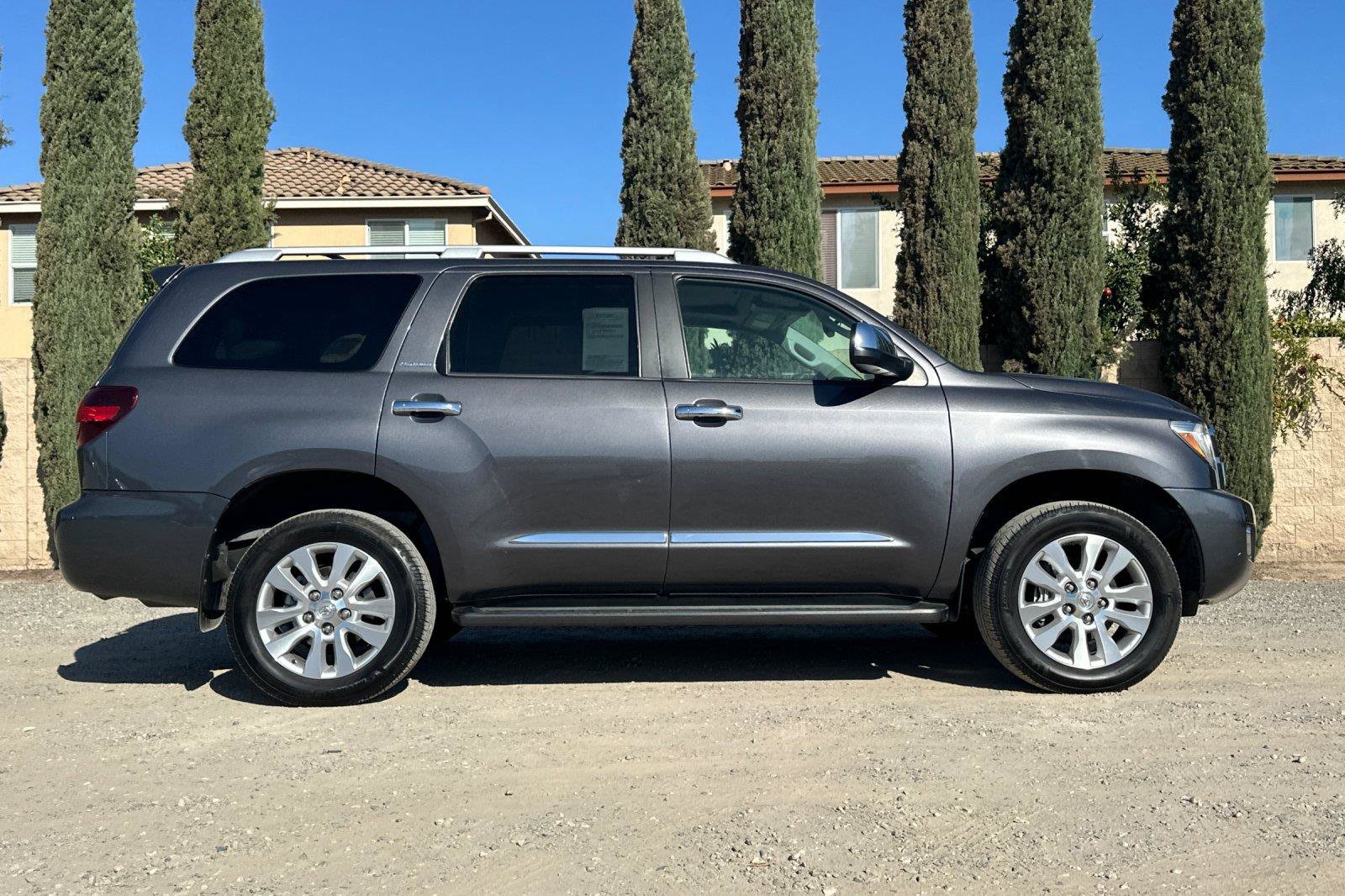 Used 2018 Toyota Sequoia Platinum w/ Carpet Mat Package AWD/4WD image 2