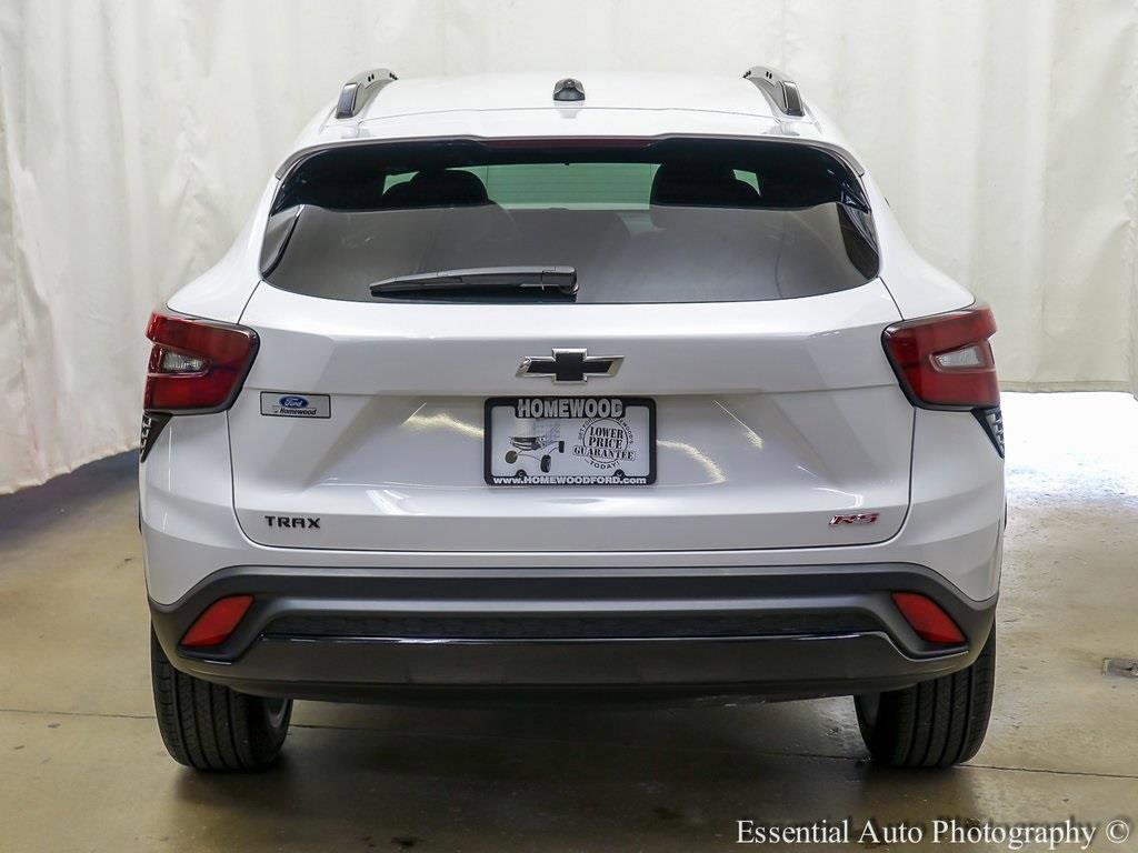 Used 2025 Chevrolet Trax RS image 6