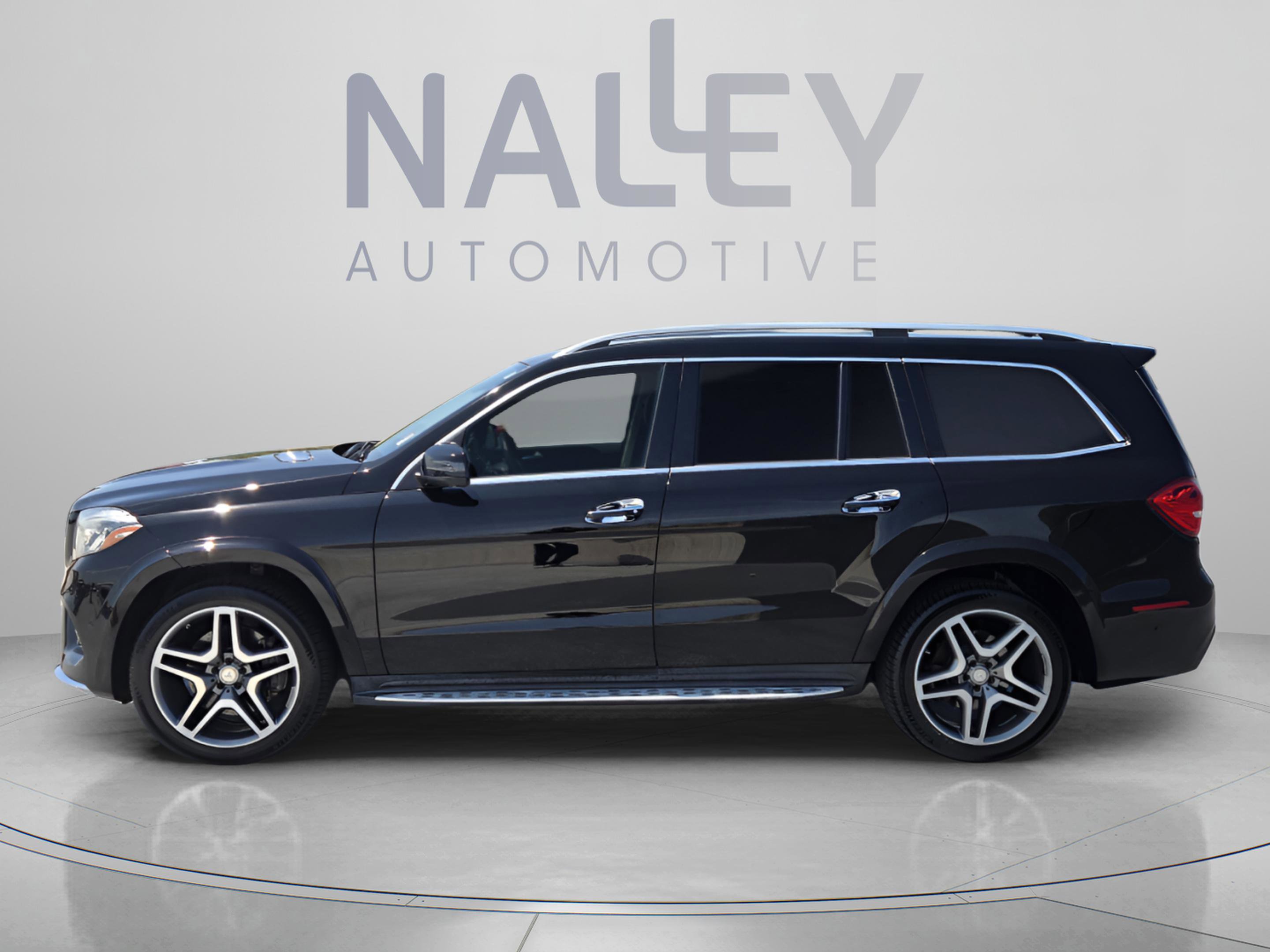 Used 2017 Mercedes-Benz GLS 550 4MATIC image 2