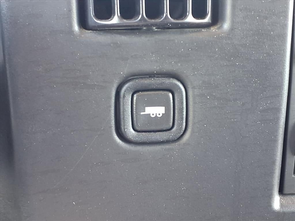 New 2025 Chevrolet Express 3500 w/ Power Convenience Package image 8