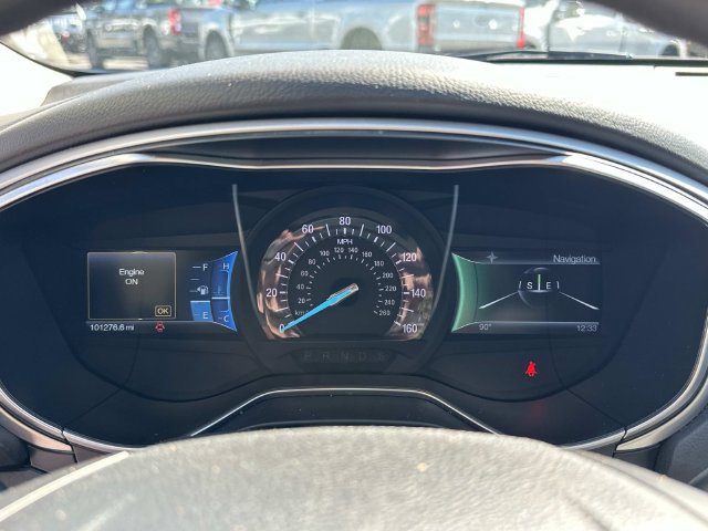 Used 2014 Ford Fusion SE FWD image 16
