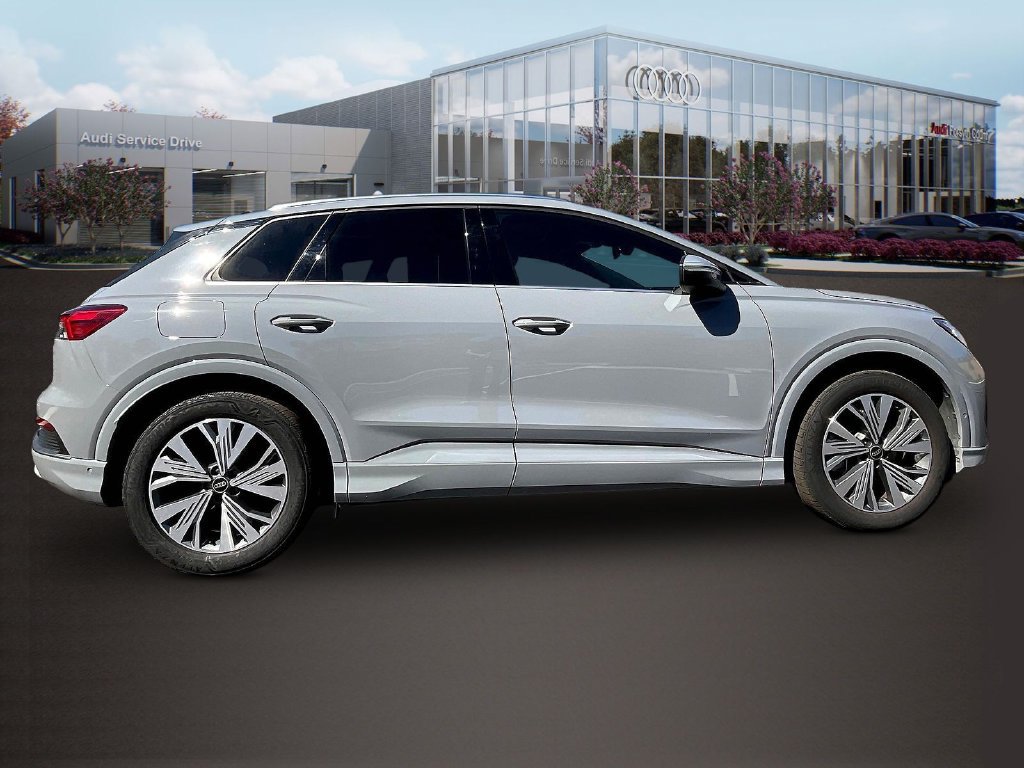 Used 2023 Audi Q4 e-tron Premium Plus RWD image 8