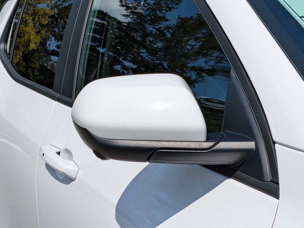 Used 2025 Chevrolet Equinox LT w/ Convenience Package II FWD image 13