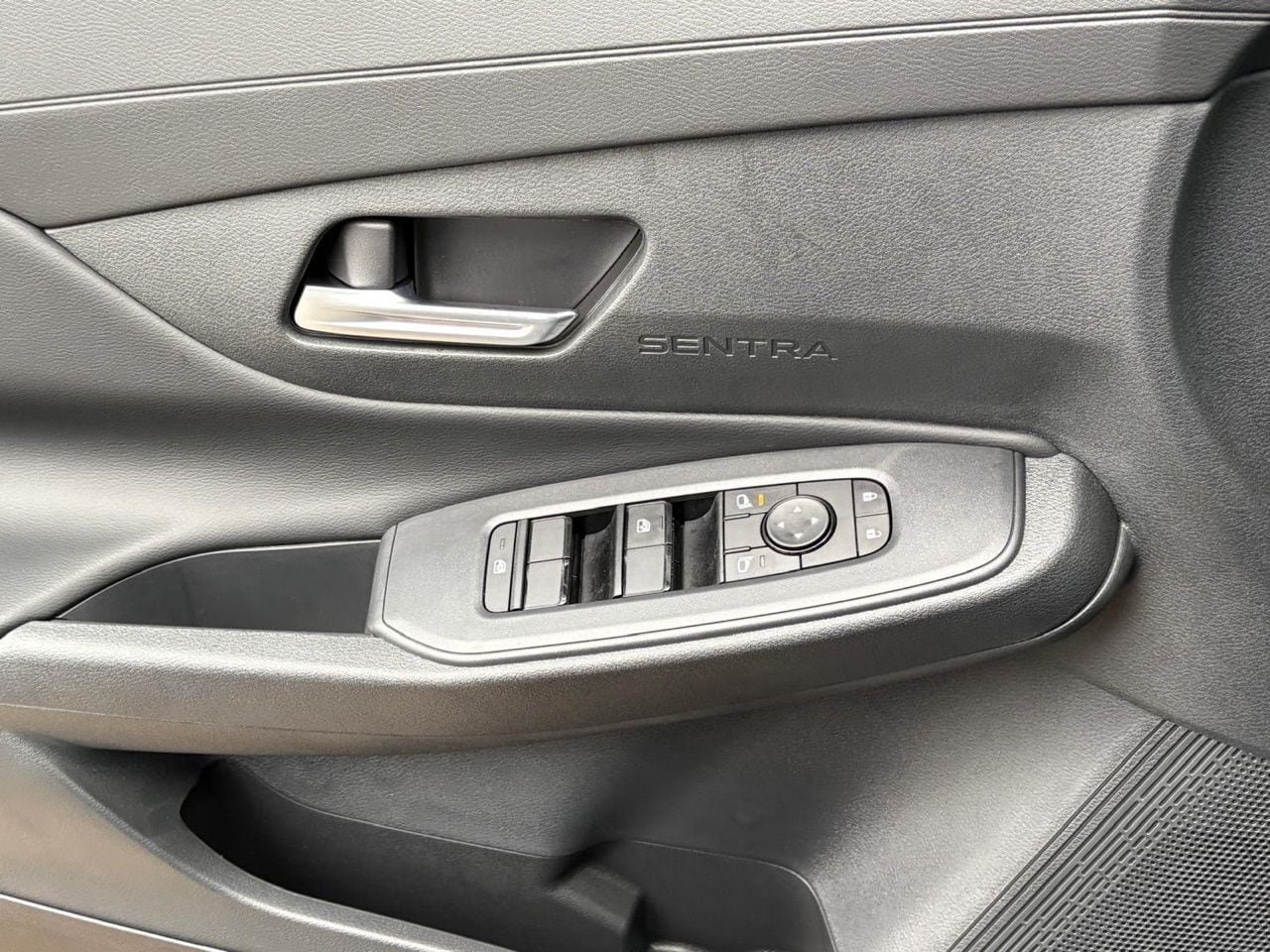 New 2026 Nissan Sentra SV w/ SV Convenience Package FWD image 13