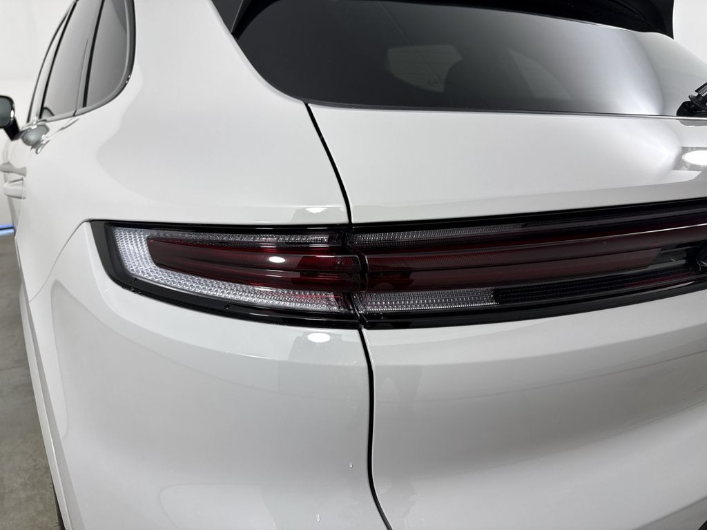 New 2026 Porsche Cayenne S AWD/4WD image 18