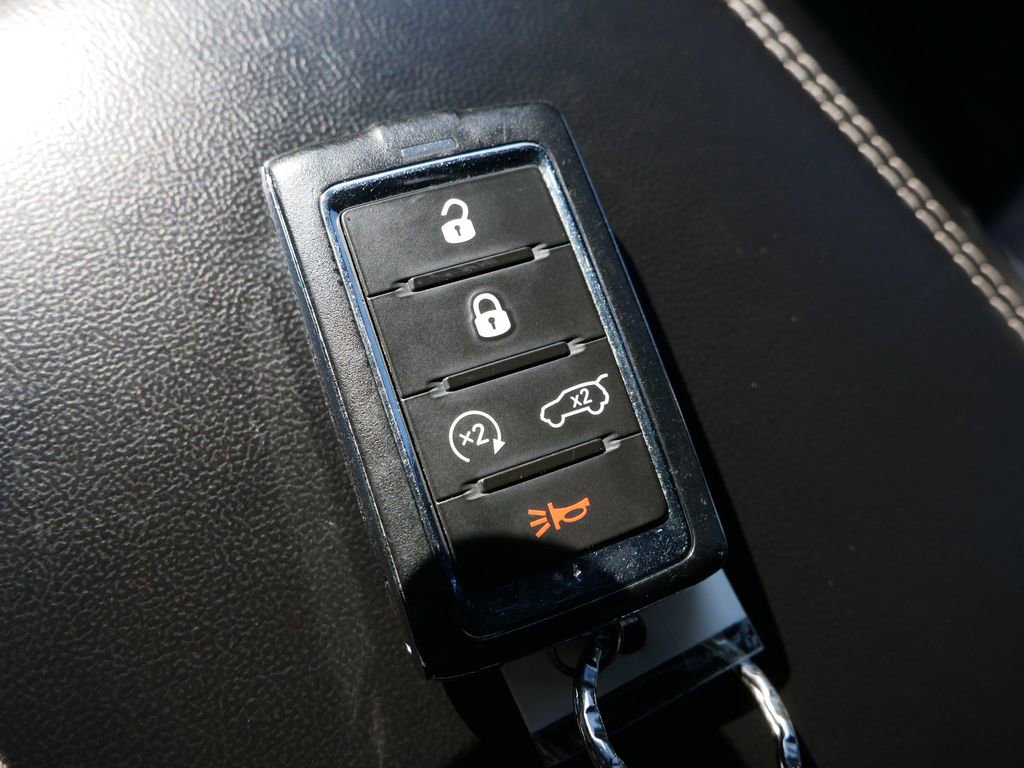 Used 2021 Jeep Grand Cherokee L Laredo image 27