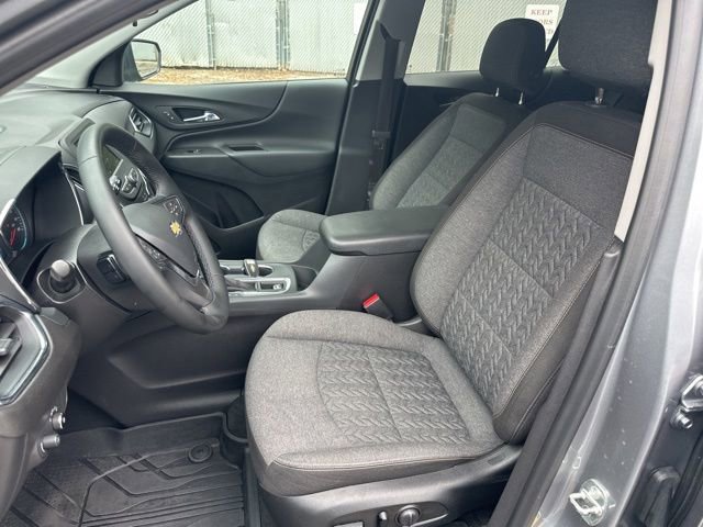 Used 2023 Chevrolet Equinox LT AWD/4WD image 12
