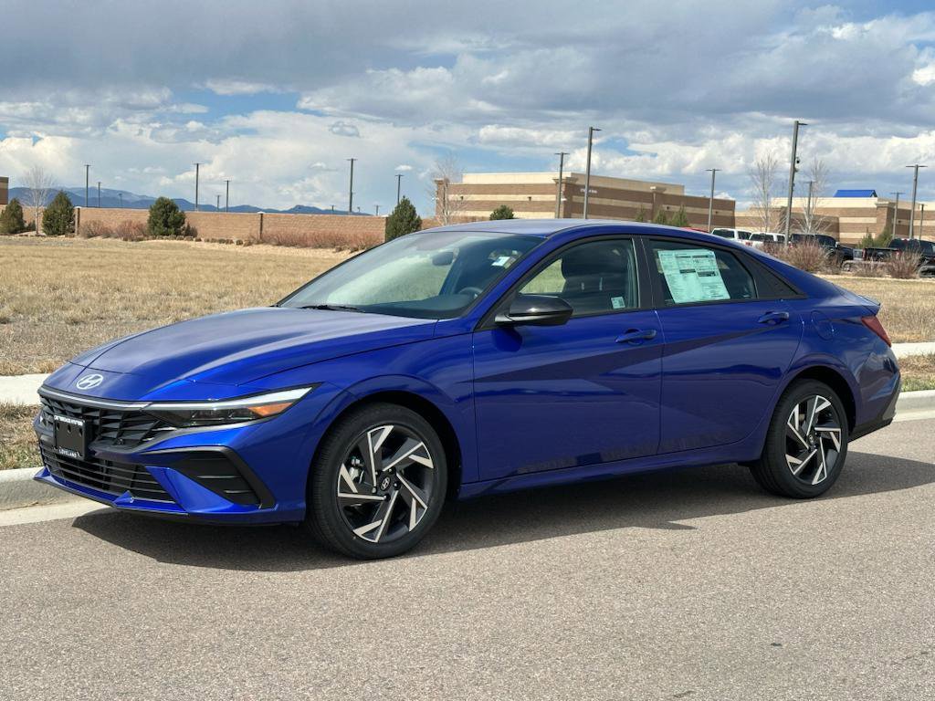 New 2025 Hyundai Elantra SEL