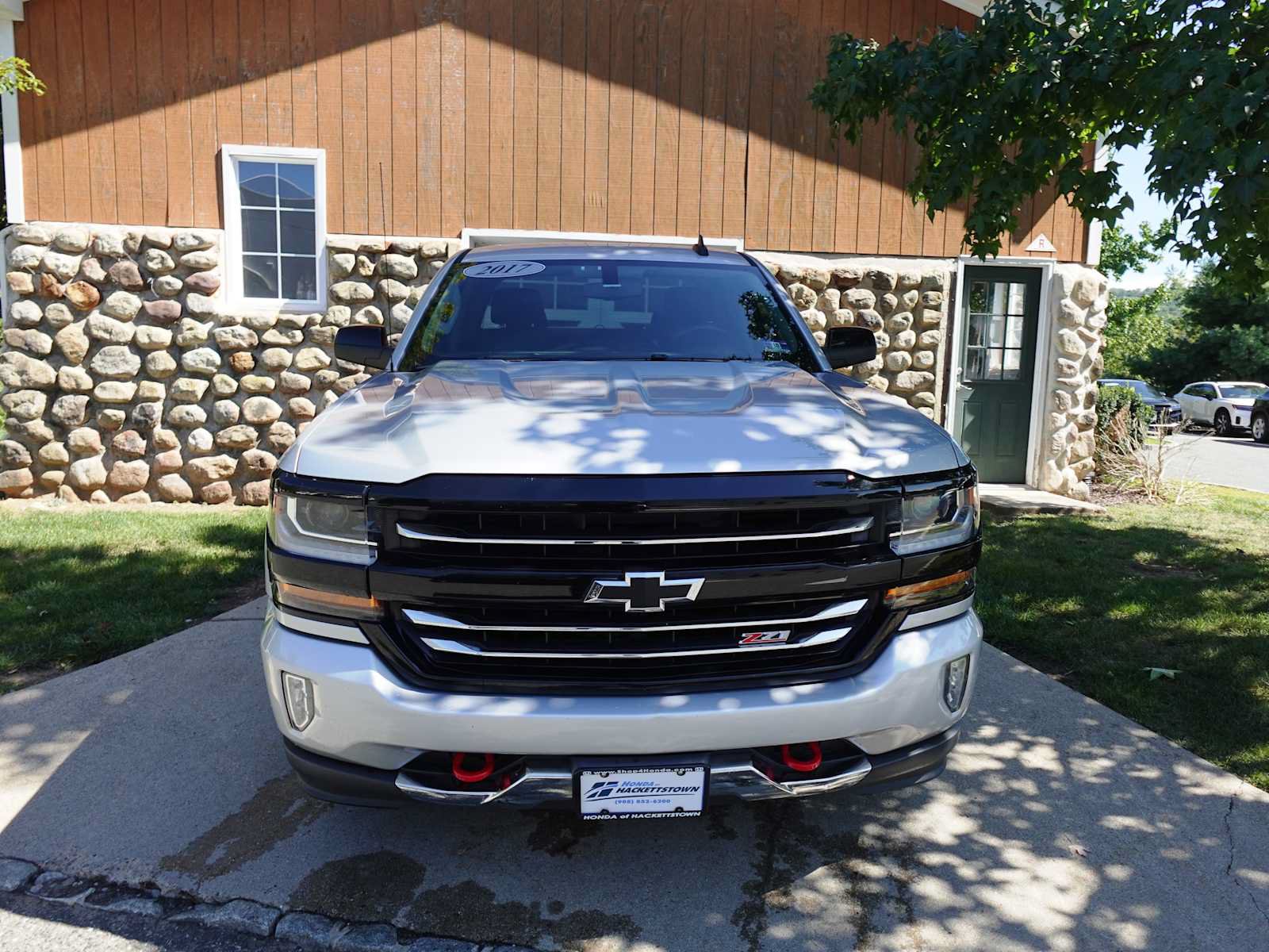 Used 2017 Chevrolet Silverado 1500 LT w/ Redline Edition AWD/4WD image 2