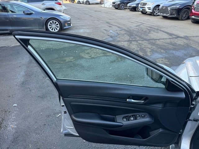 Used 2022 Nissan Altima 2.5 S image 8