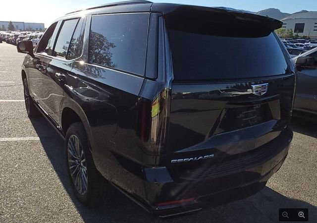 Certified 2025 Cadillac Escalade Sport Platinum AWD/4WD image 6
