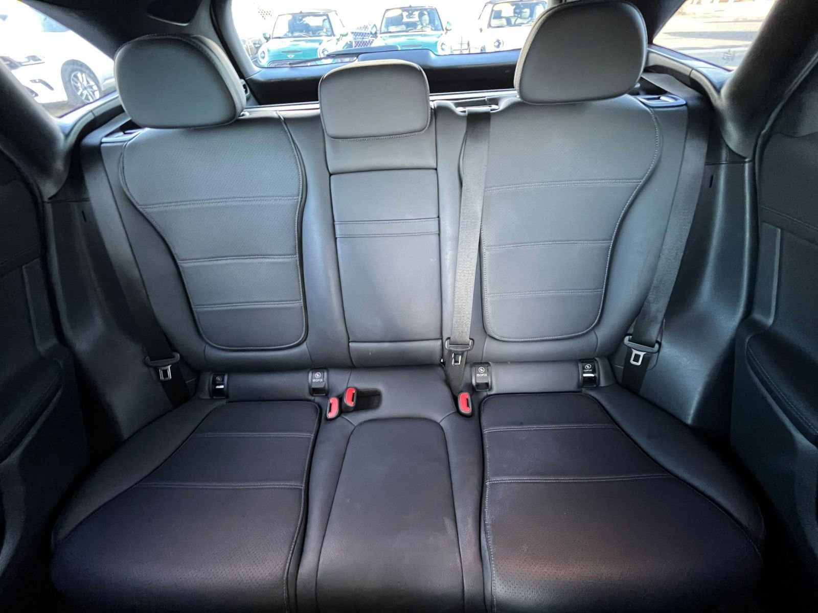 Used 2024 Mercedes-Benz GLC 300 4MATIC image 38