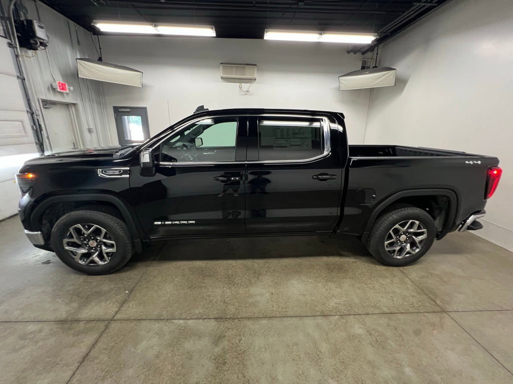 New 2026 GMC Sierra 1500 SLE w/ Preferred Package AWD/4WD image 13