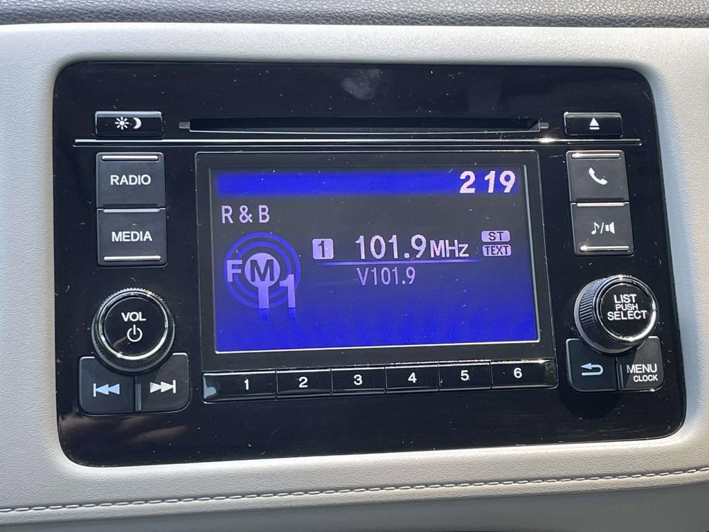 Used 2022 Honda HR-V LX image 23