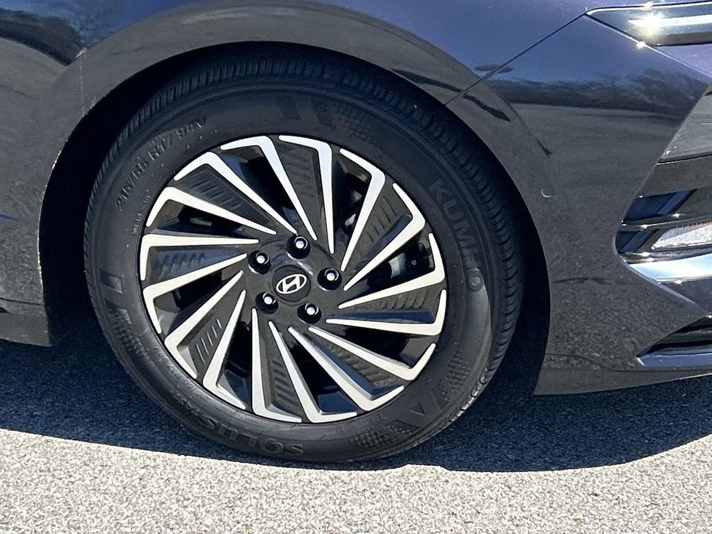 Certified 2024 Hyundai Sonata Limited image 9